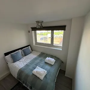Cozy For Single Use London